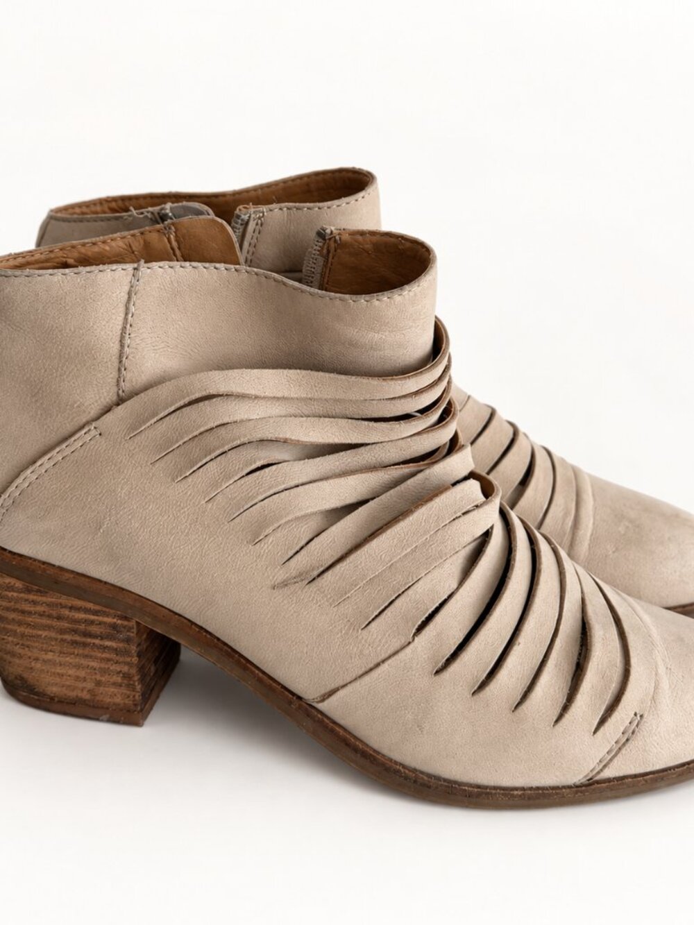 Lucky Brand Zavrina Caged Leather Booties 8